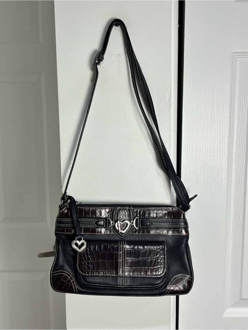 BRIGHTON Beatrice Numbered Bag W/card Croc/Pebble Leather CrossBody Wallet EUC